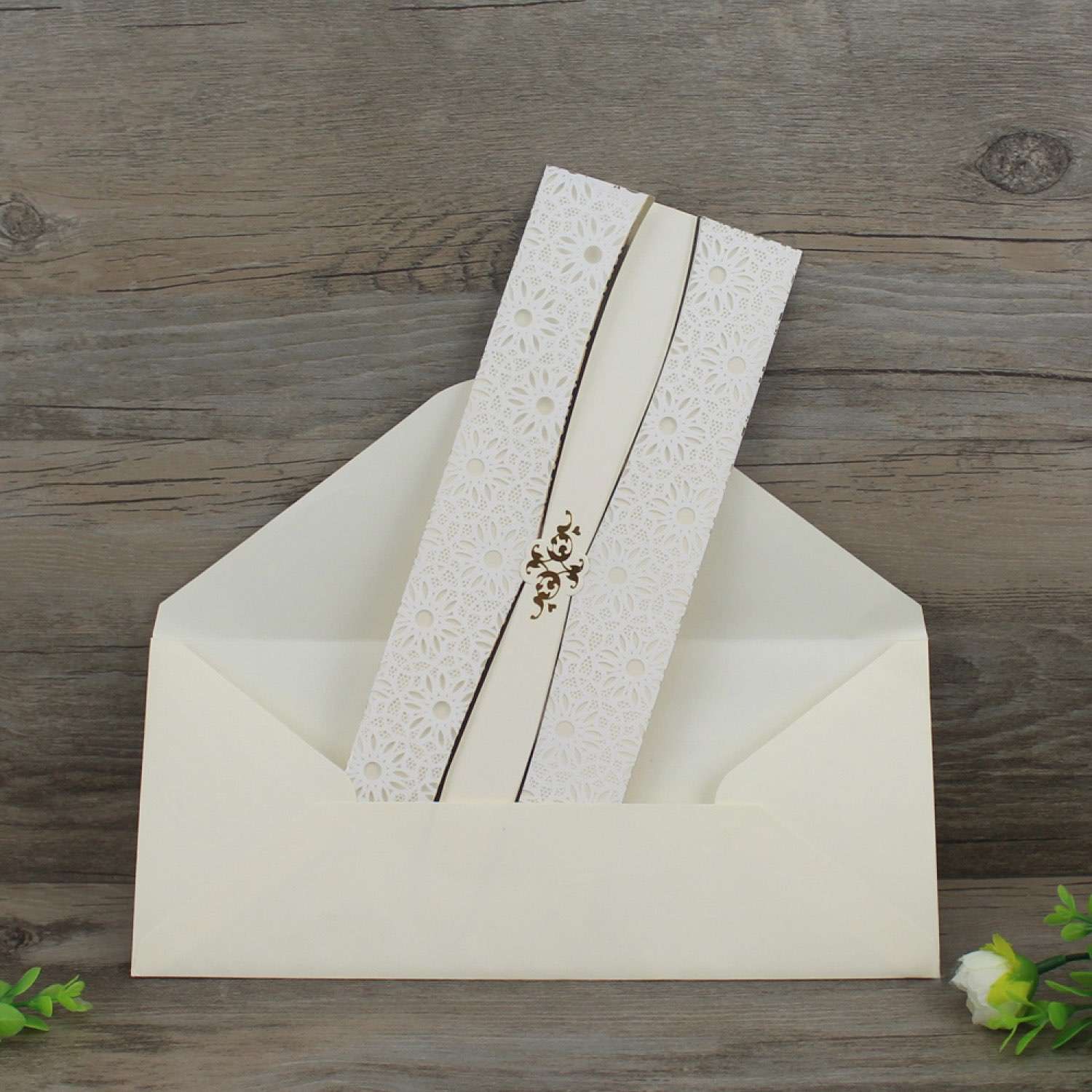 Ivory Invitation Card Foiling Greeting Card with Plastic Cover Wedding Invitation Customized 